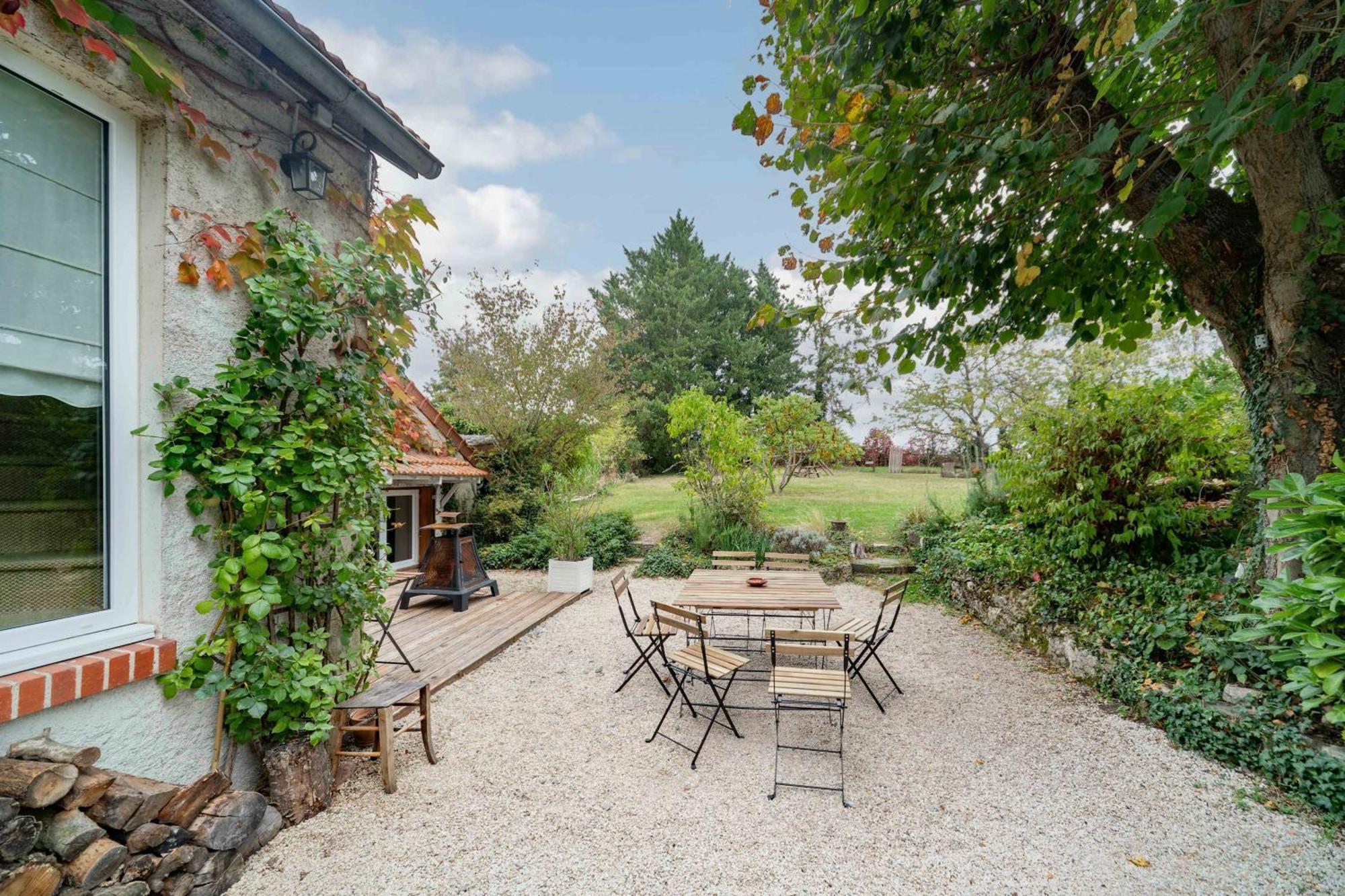 Grande Maison Creuzier - Villa 3 Chambres Et Jardin Dış mekan fotoğraf