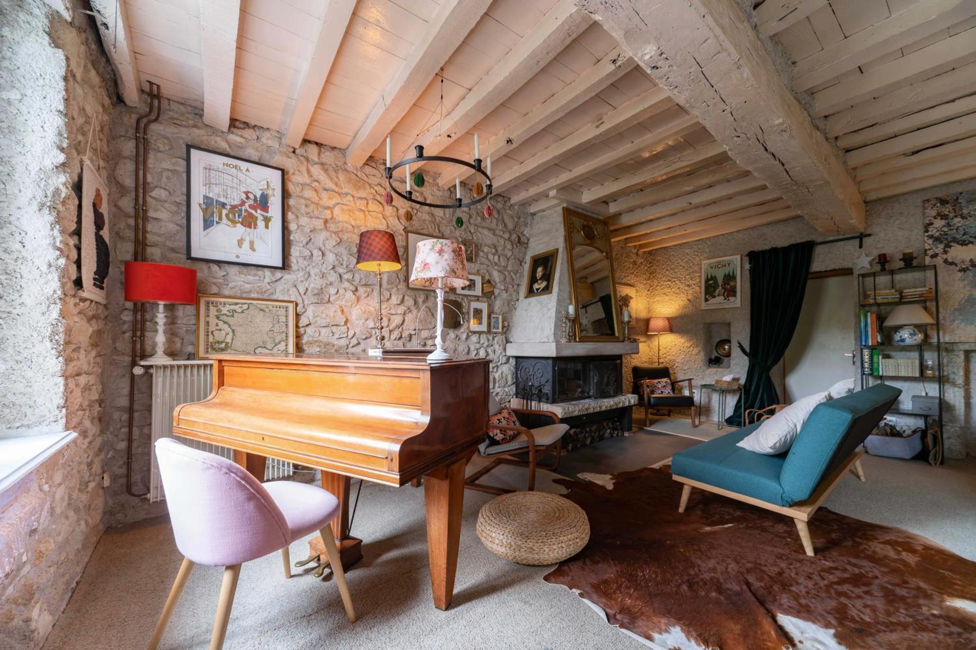 Grande Maison Creuzier - Villa 3 Chambres Et Jardin Dış mekan fotoğraf